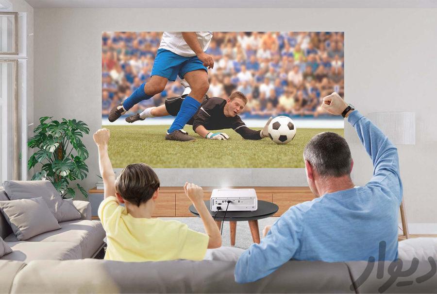 لذت تماشای جام جهانی با ویدیو دیتا پروژکتور