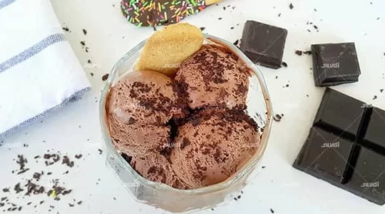طرز تهیه بستنی شکلاتی اسکوپی